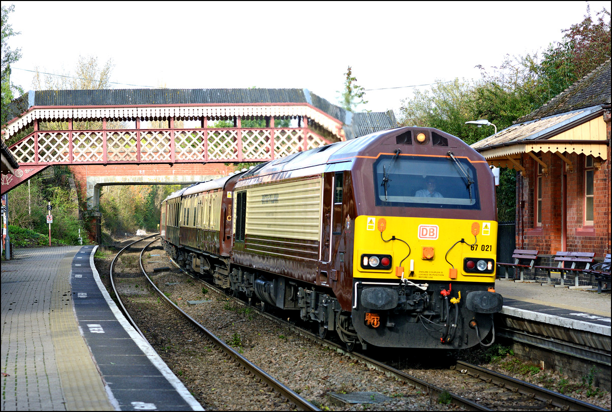 67021 at Wilmcote