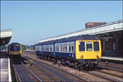 Class 108 DMU at Leamington Spa