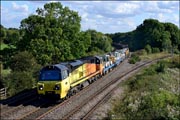 70812 with 7M50 at Hatton North Junction.